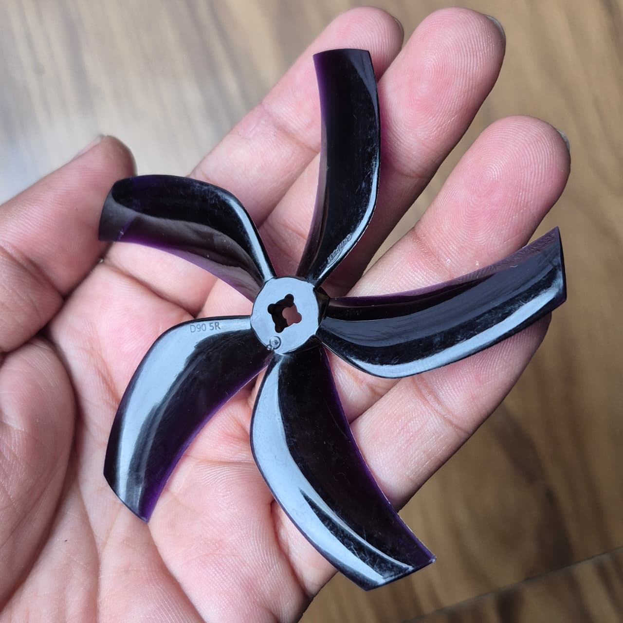 Gemfan D90 5-Blade 2mm & M5 Ducted Cinewhoop Propeller (Black) - Black