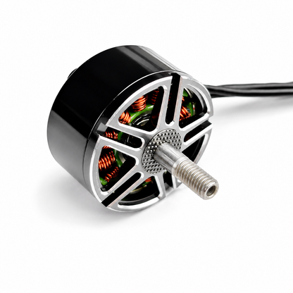 ReadytoSky 2812 900KV 3-6S Brushless Motor Front Shaft Close-Up View