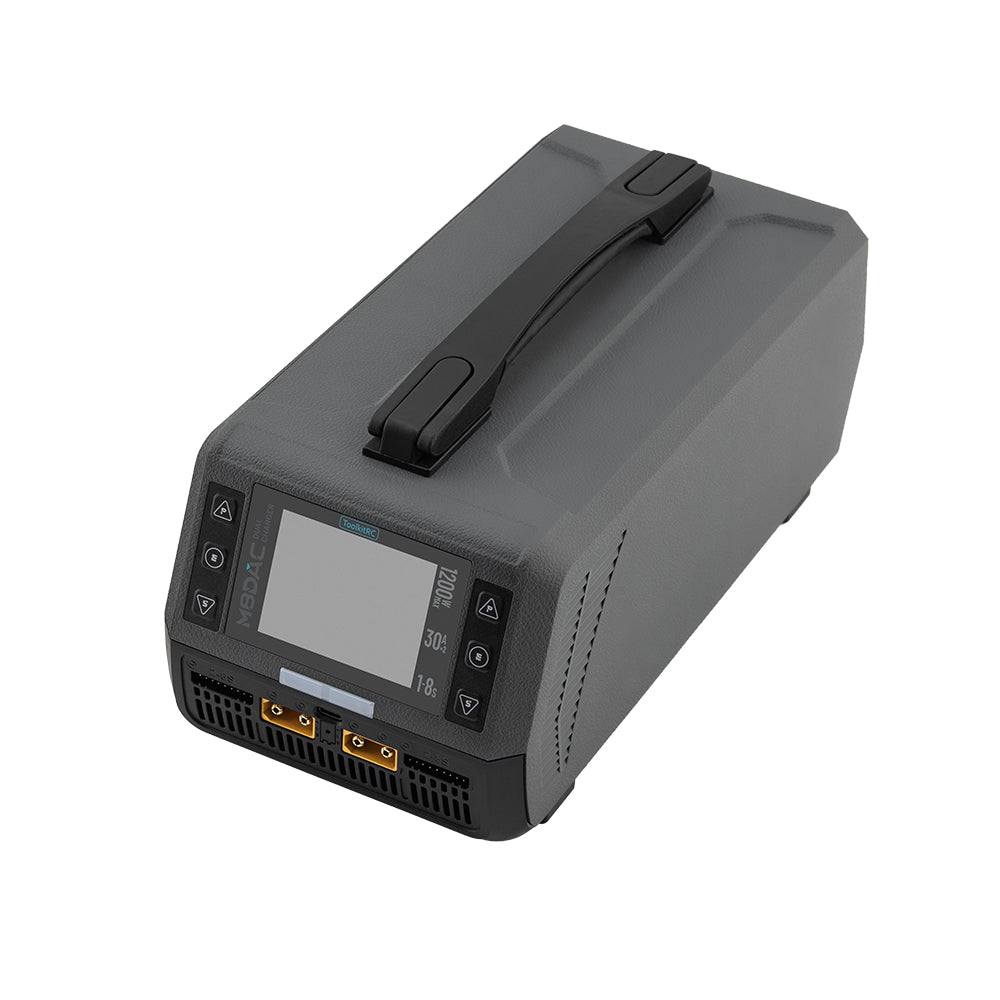 ToolkitRC M8DAC charging ports and battery connectors